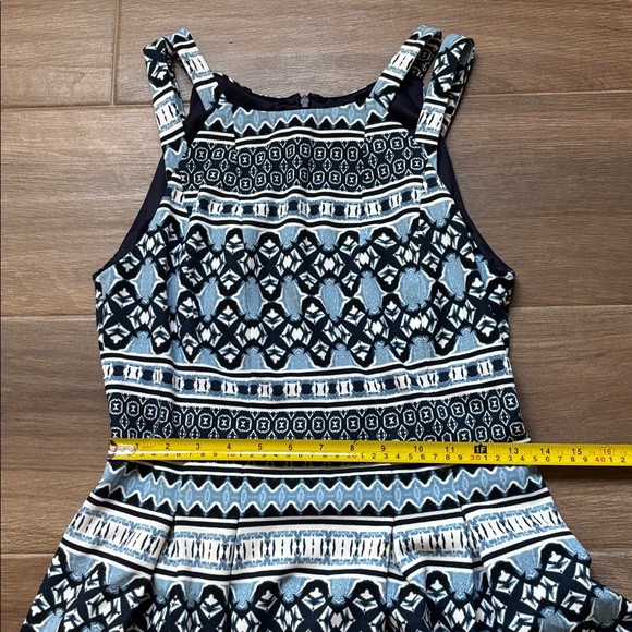 Vince Camuto Dress: Blue Pattern - Picture 5 of 11